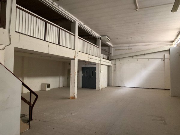 Magazzino in Piazza San Donato, Arezzo - Foto 1