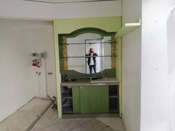 Negozio in Via Guido Monaco, Arezzo - Foto 1