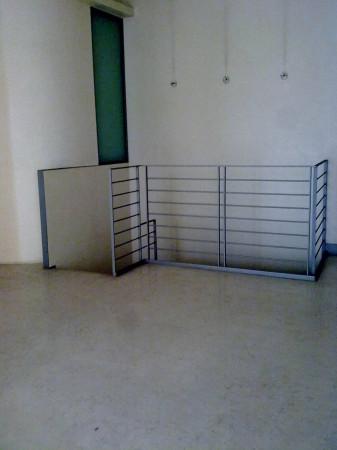 Negozio in Piazza dei Cavalli, Piacenza - Foto 1