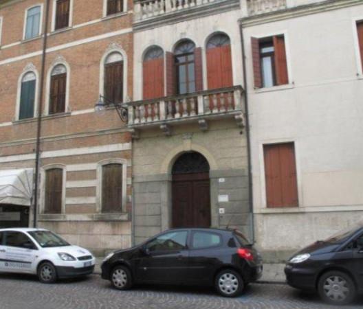 Ufficio in Via Principe Umberto 44, Este - Foto 1