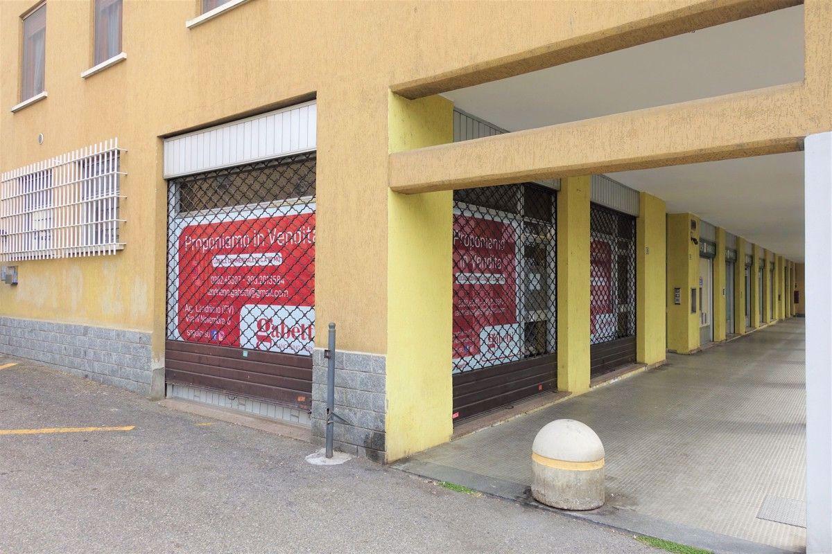 Negozio in Via Rocca 10, Landriano - Foto 1