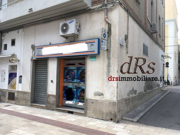 Negozio in Corso Margherita di Savoia, Pisticci - Foto 1