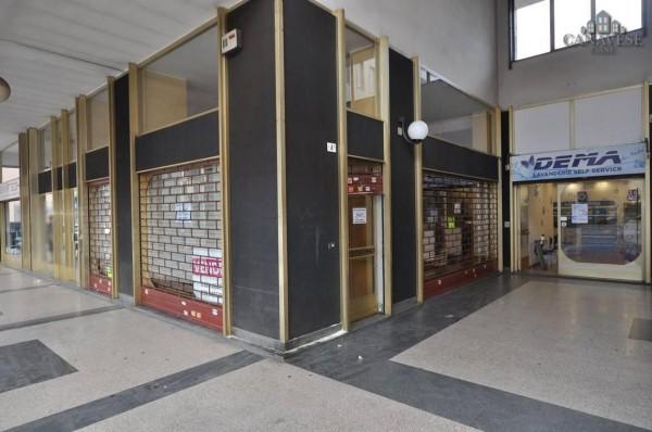 Negozio in Via Ivrea 4, Cuorgnè - Foto 1