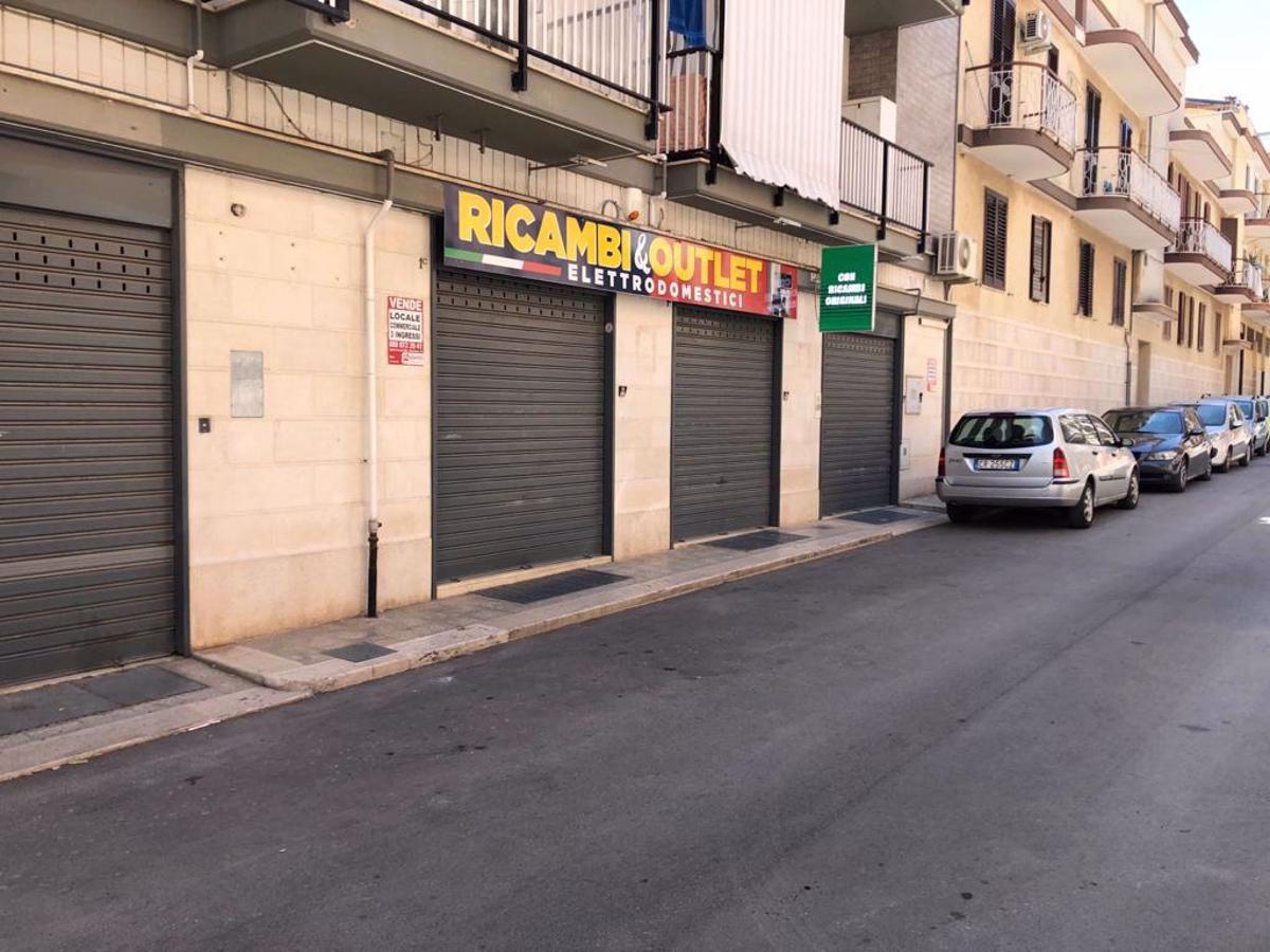 Negozio in Via Malespini, Corato - Foto 1