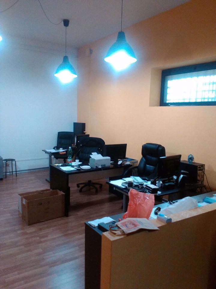 Negozio in Via Domenico Fontana 58, Napoli - Foto 1