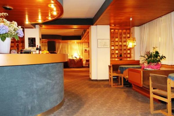 Hotel in Via Dolomiti 80, Campitello di Fassa - Foto 1