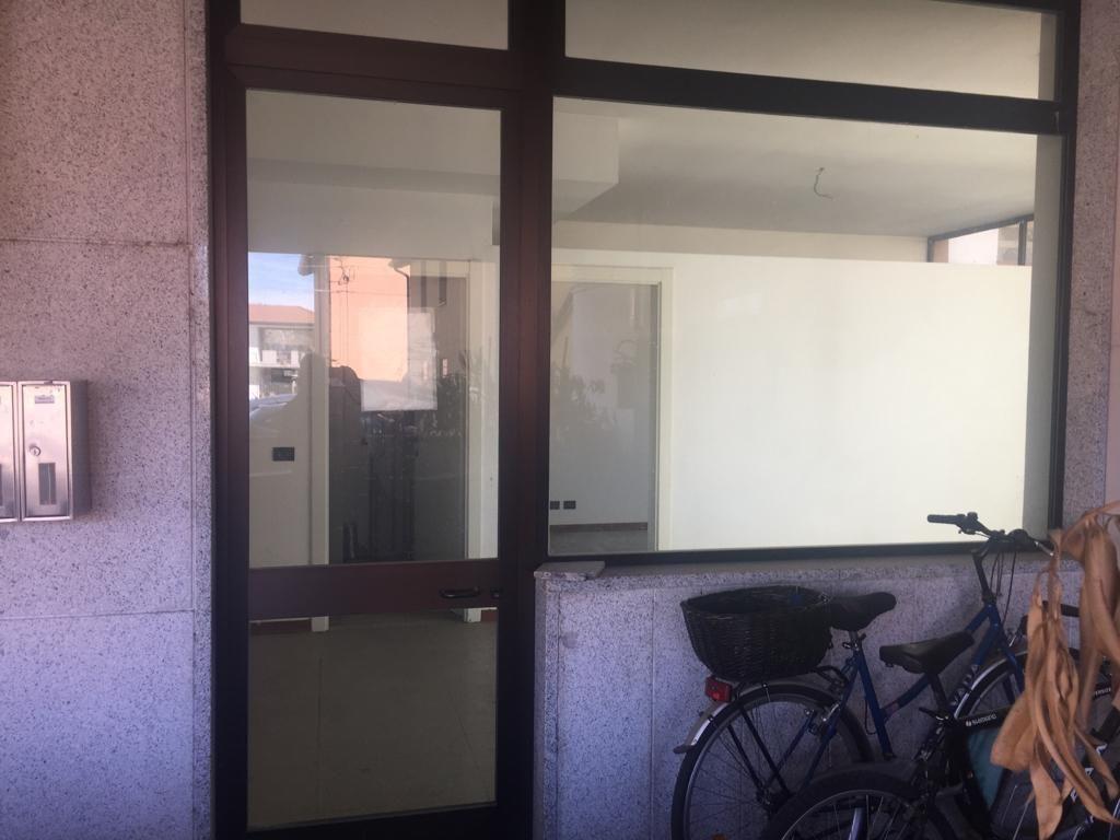 Ufficio in Piazza San Rocco, Fontaneto d'Agogna - Foto 1