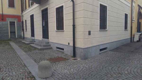 Negozio in Via Alpignano 4, Collegno - Foto 1