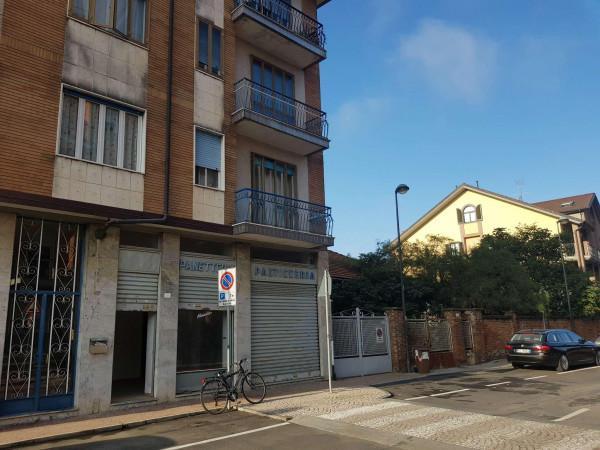 Negozio in Via Rivalta 13, Beinasco - Foto 1