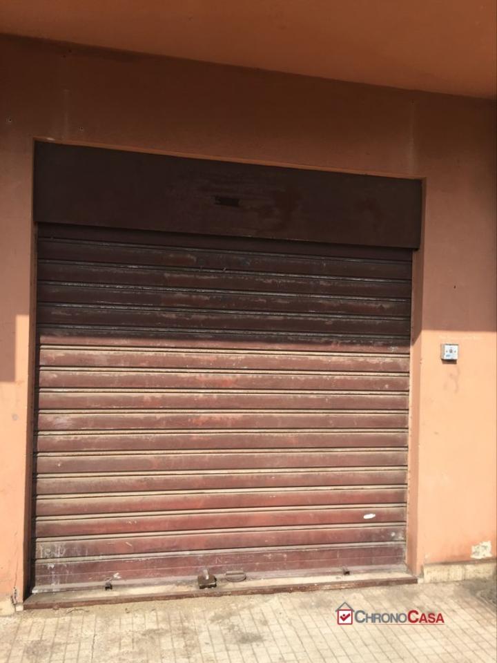 Locale commerciale in , Messina - Foto 1