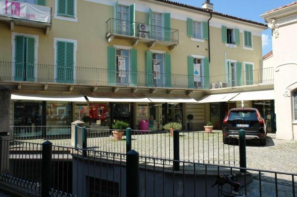 Negozio in Via Balbo 6, Chieri - Foto 1