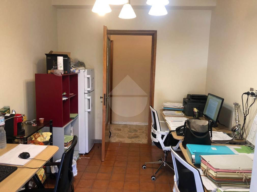 Ufficio in Via San Filippo Neri, Catania - Foto 1