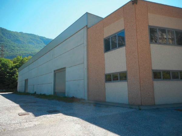 Capannone in Località Mala, Nago-Torbole - Foto 1