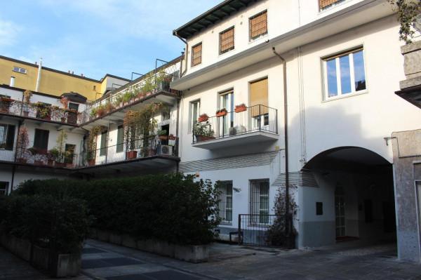 Laboratorio in Via Vigevano 33, Milano - Foto 1