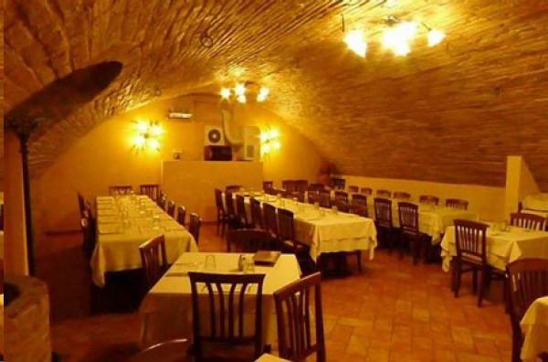 Negozio in Largo Giulio Alberoni, Fiorenzuola d'Arda - Foto 1