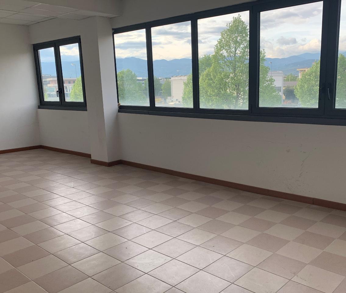 Ufficio in Via Umberto Mariotti 195, Pistoia - Foto 1