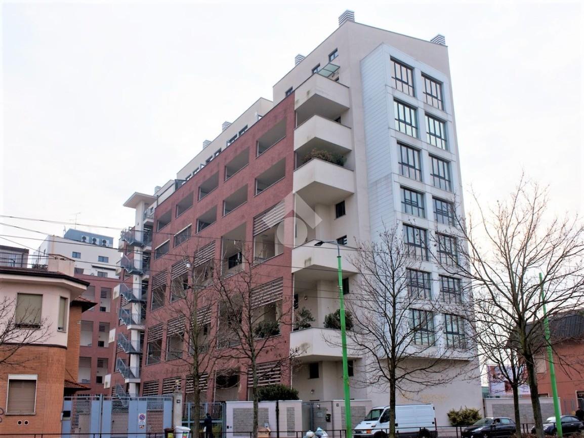 Laboratorio in Via Luigi Ornato 140, Milano - Foto 1