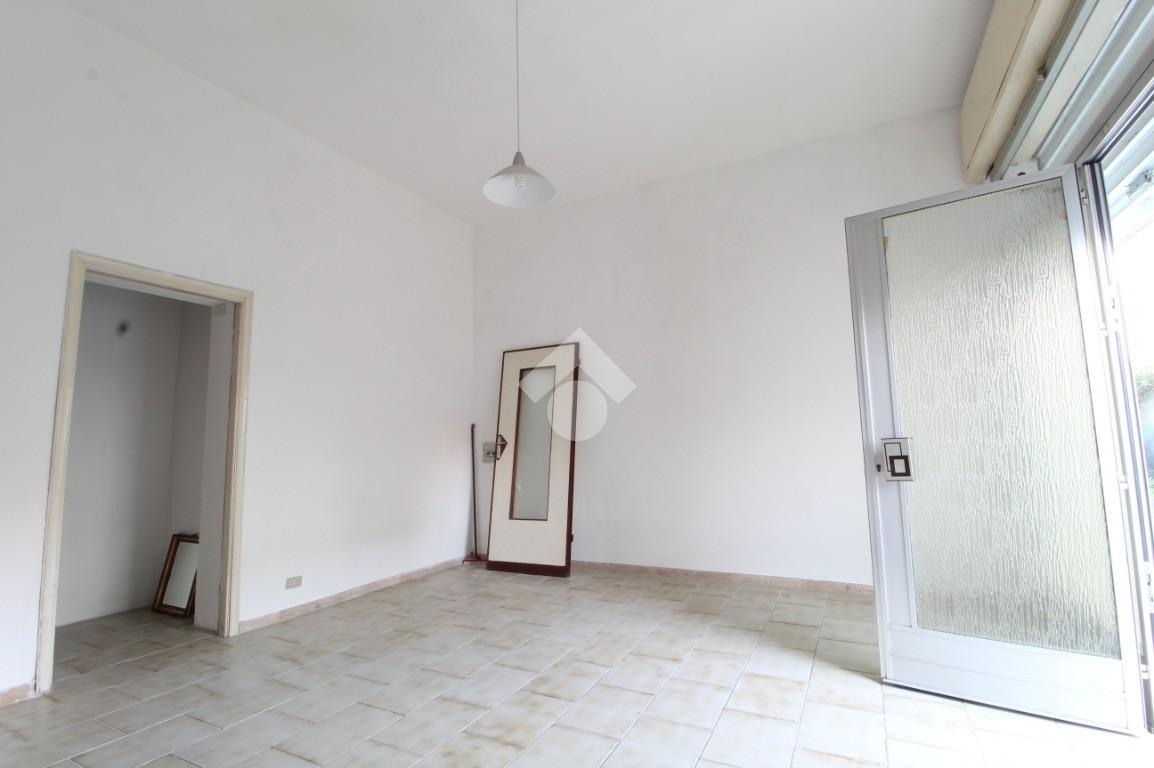 Negozio in Via San Donnino 12, Pisa - Foto 1