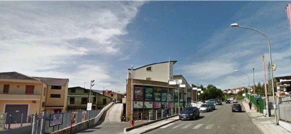 Negozio in Via degli Artigiani, Vibo Valentia - Foto 1