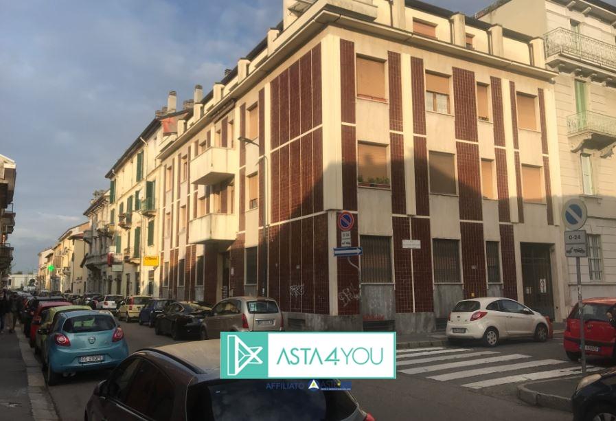 Laboratorio in Via Giuseppe Candiani 112, Milano - Foto 1