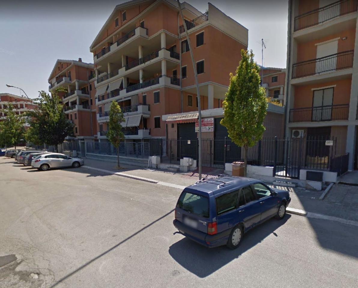 Negozio in Via Gentile , San Severo - Foto 1