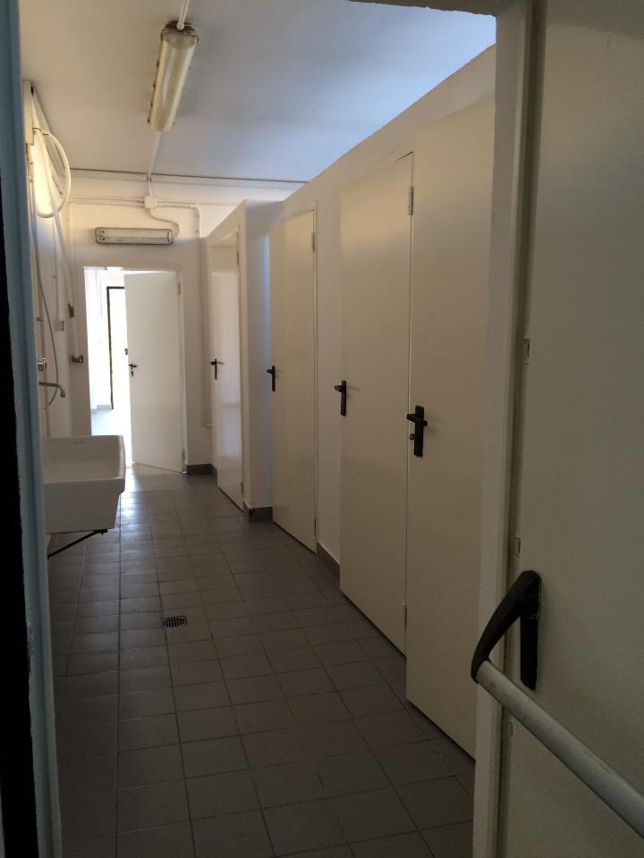 Capannone in Via Alzaia Pavese 2, Vellezzo Bellini - Foto 1