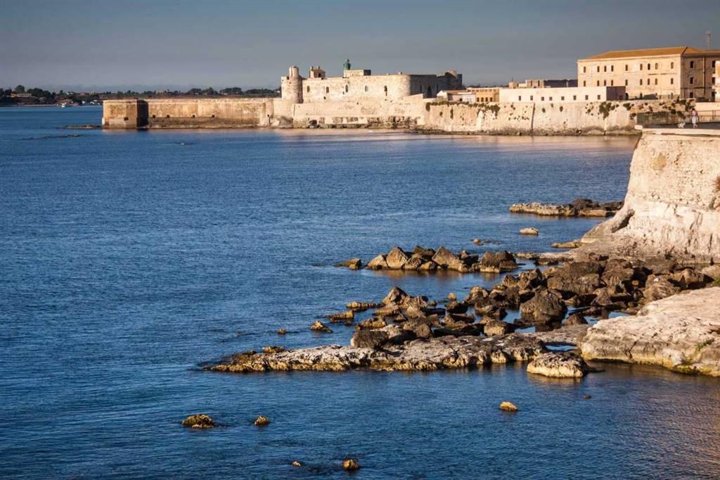 Hotel in Via Vincenzo Mirabella, Siracusa - Foto 1
