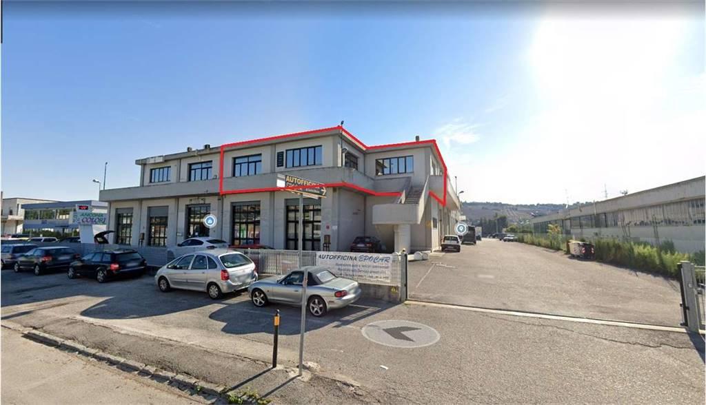 Laboratorio in , Ancona - Foto 1