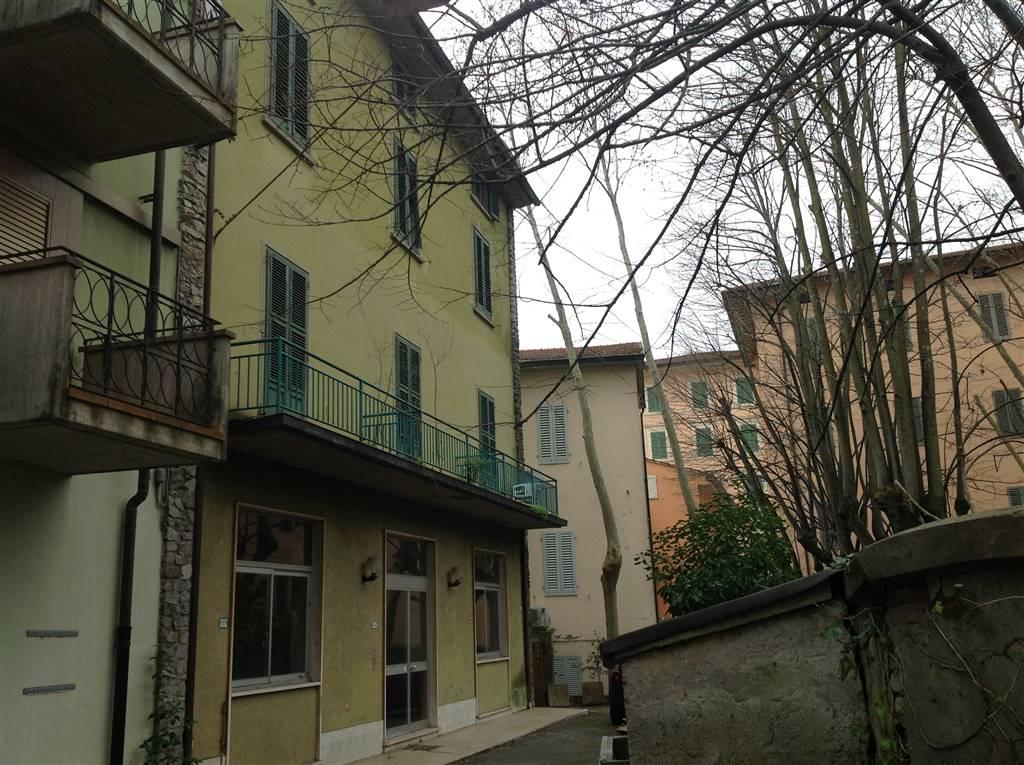 Hotel in Via F.Cavallotti 61, Montecatini-Terme - Foto 1