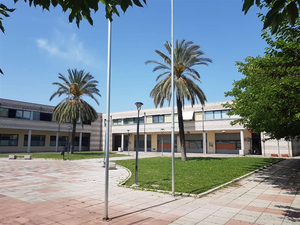 Ufficio in Piazza dei Centomila 75020, Scanzano Jonico - Foto 1