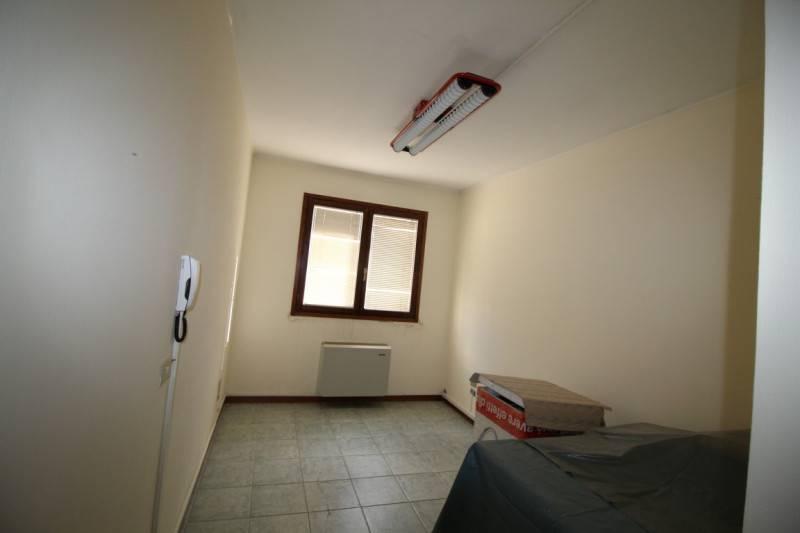 Ufficio in Via a. Burzagli, Montevarchi - Foto 1