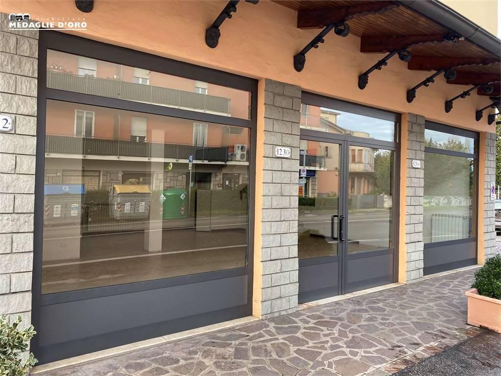 Negozio in Via Vignolese 1228, Modena - Foto 1