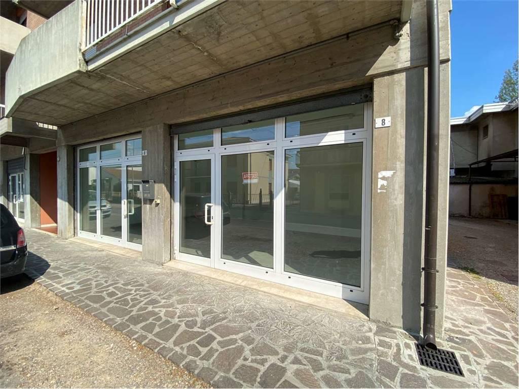 Negozio in , Novi di Modena - Foto 1