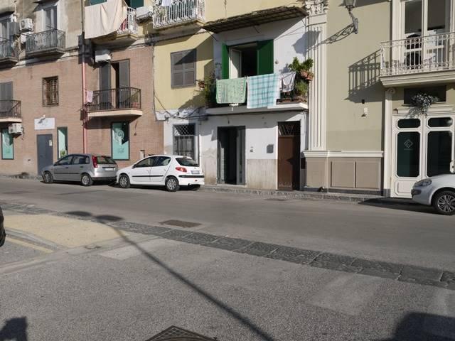 Negozio in Via M. De Chiara, Aversa - Foto 1