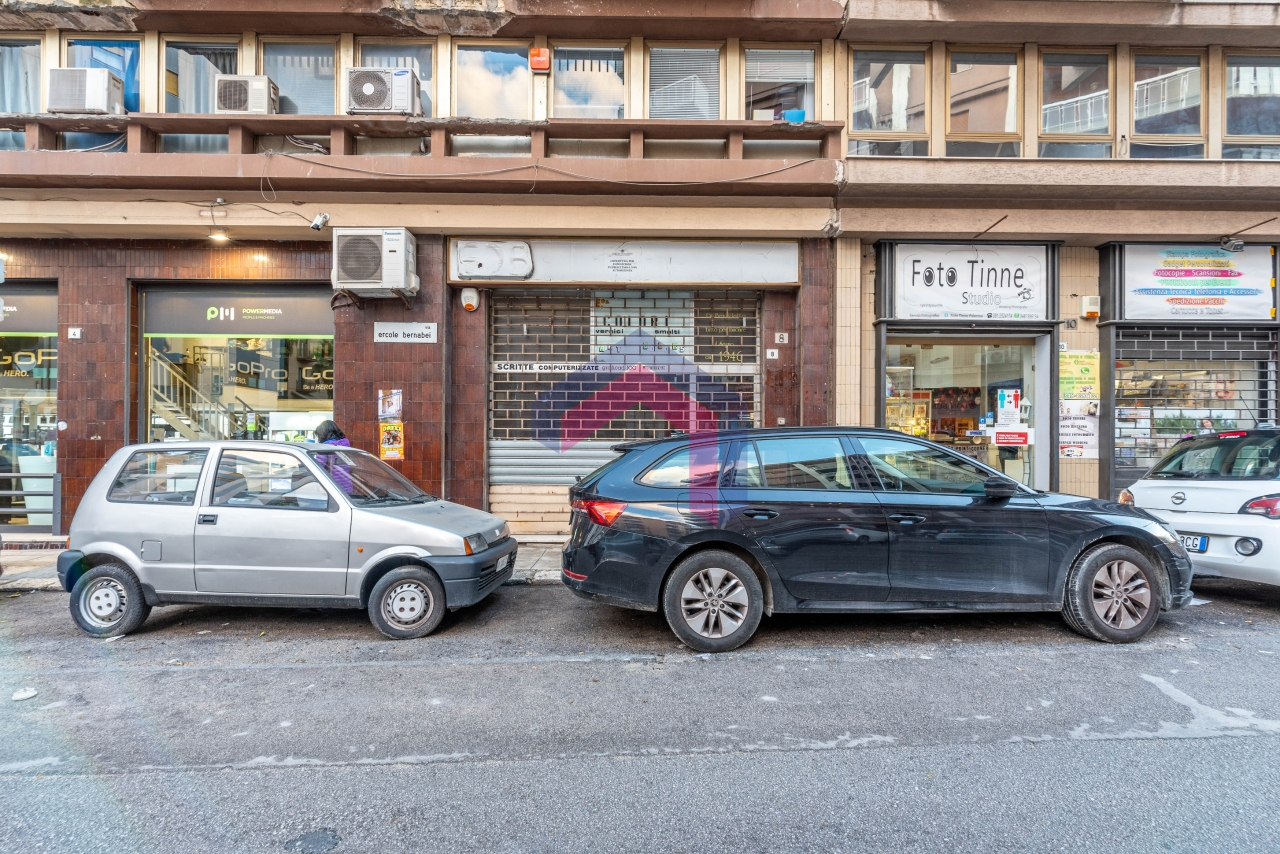 Magazzino in Via Ercole Bernabei 8, Palermo - Foto 1
