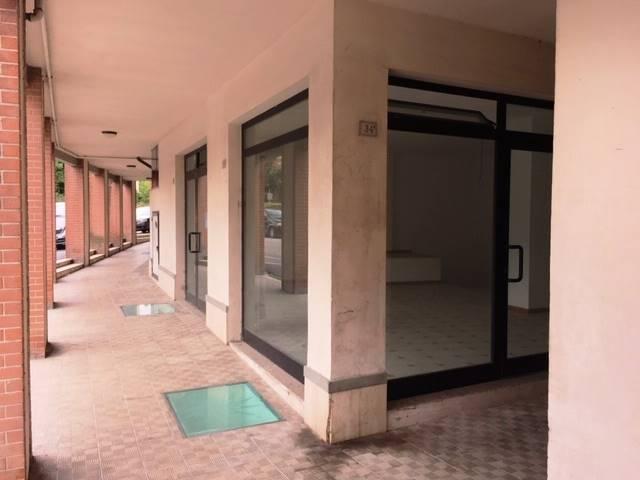 Negozio in , San Severino Marche - Foto 1
