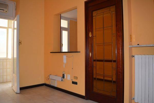 Ufficio in Corso Orazio Raimondo, Sanremo - Foto 1