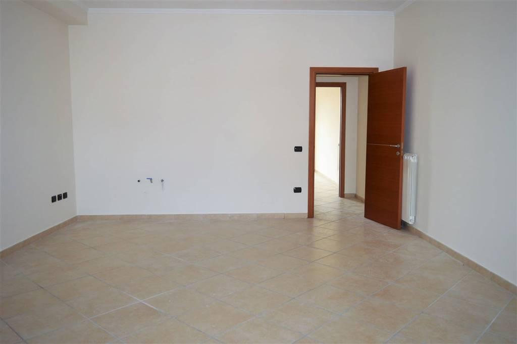 Ufficio in Corso Aldo Moro, Santa Maria Capua Vetere - Foto 1
