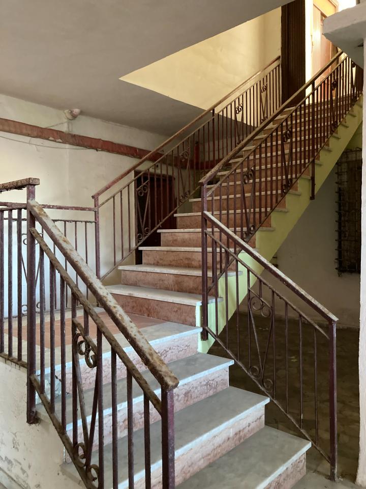 Palazzina commerciale in Via Marco Polo 1, Castel Volturno - Foto 1