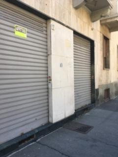 Negozio in Via Piedicavallo 40, Torino - Foto 1