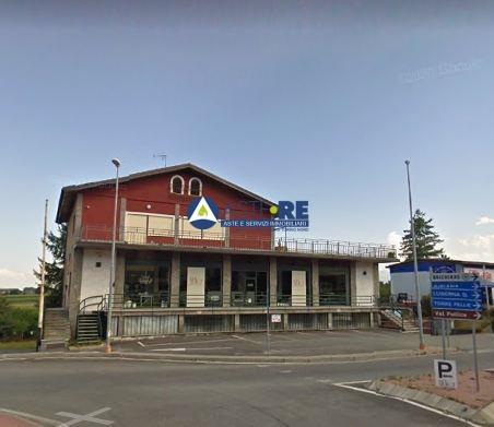 Locale commerciale in Strada Pinerolo 30, Bricherasio - Foto 1