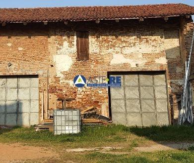 Capannone in Strada Fontaneto 163, Chieri - Foto 1