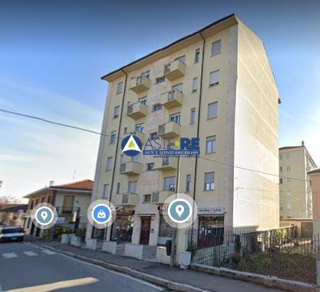 Locale commerciale in Via Papa Giovanni XXIII (Già Strada Mattatoio 27, Chieri - Foto 1