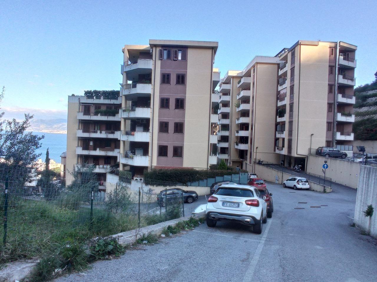 Laboratorio in Strada Panoramica dello Stretto 574, Messina - Foto 1
