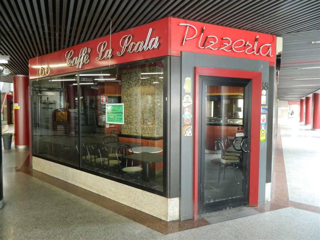 Negozio in Largo Pedrini, Sondrio - Foto 1