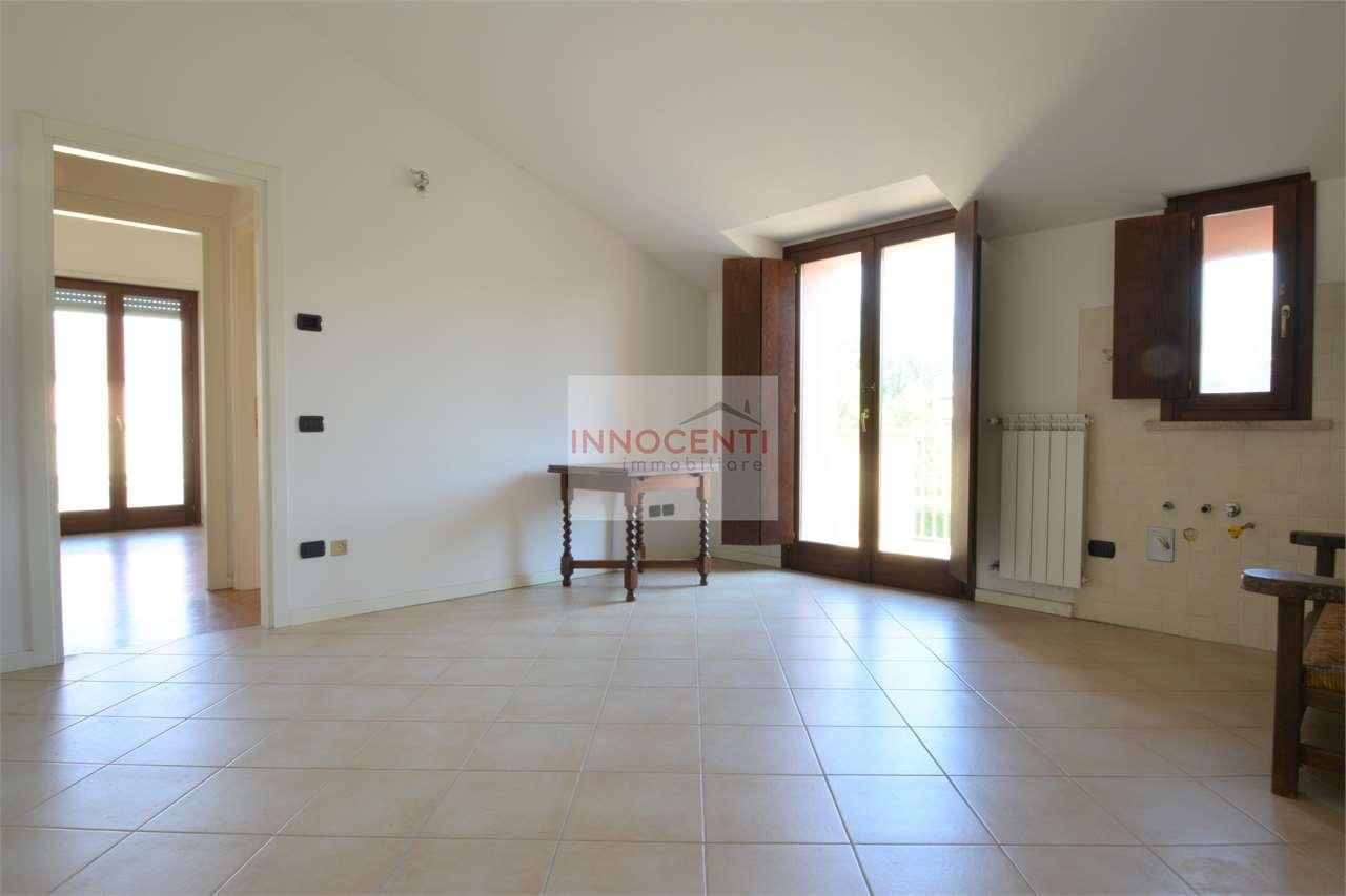 Bilocale in Via Enrico Squaglia 200, Lucca - Foto 1