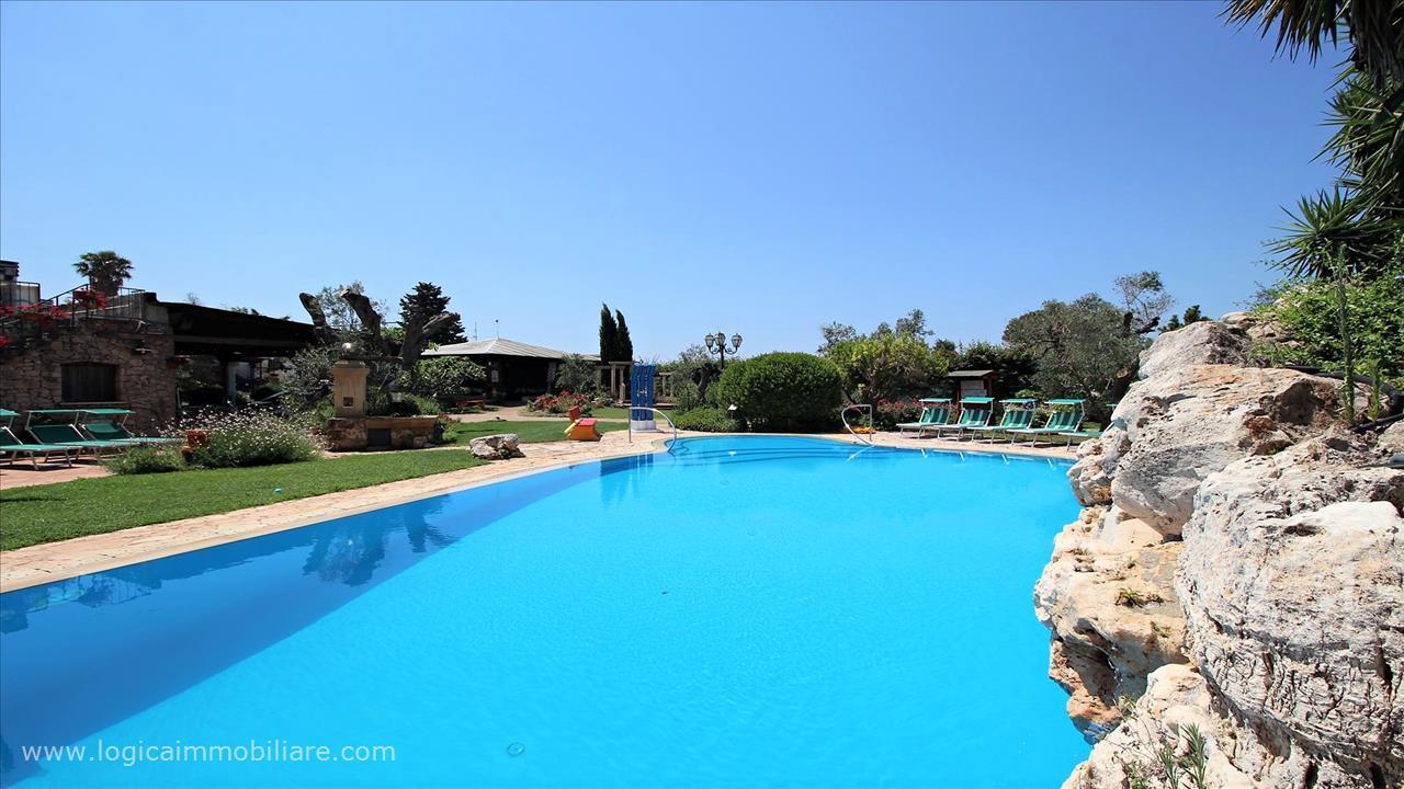 Hotel in Via Celinelle, Neviano - Foto 1