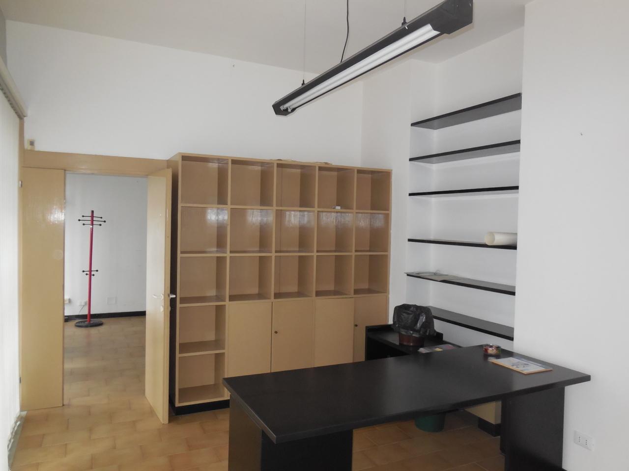 Capannone in , Carrara - Foto 1