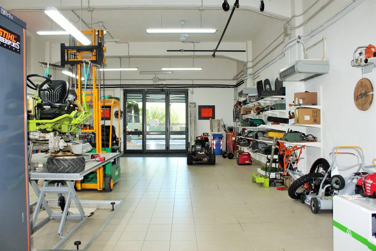 Laboratorio in Viale IV Novembre, Empoli - Foto 1
