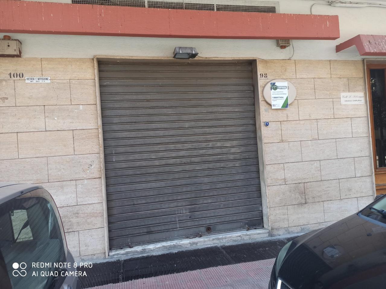 Negozio in Corso Vittorio Emanuele 98, Triggiano - Foto 1
